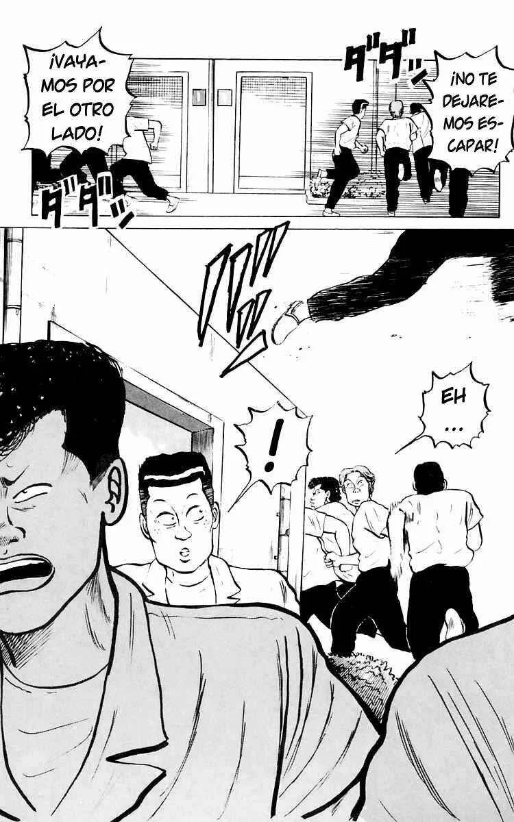 Crows Capítulo 4: El enemigo del ayer, es el amigo de hoy. - Page 32